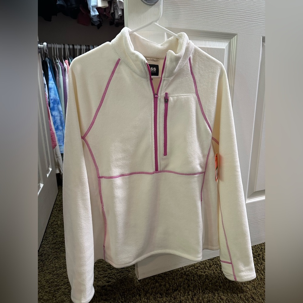 NWT Women’s Bass Outdoor Half Zip Fleece Pullover Large